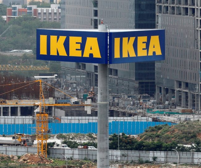 2018-10-08T042219Z_1635419131_RC1E79AD9B50_RTRMADP_3_IKEA-SALES
